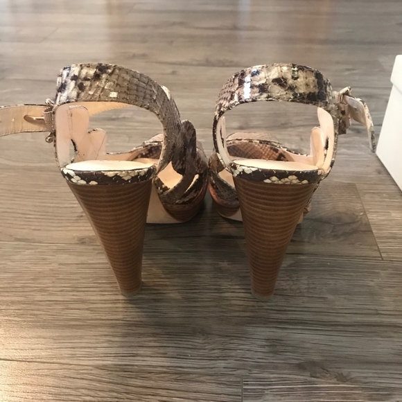 COACH TAMARA printed python heels - Picture 2 of 3